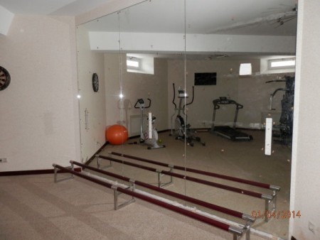 зеркала для хореографии, изготовление и установка зеркал, изготовление и установка зеркал для залов хореографии.